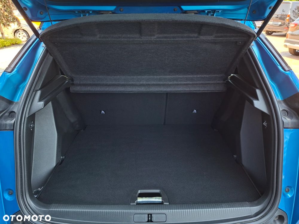 Peugeot 2008 PureTech 100 Allure S&S BVM6 - 13