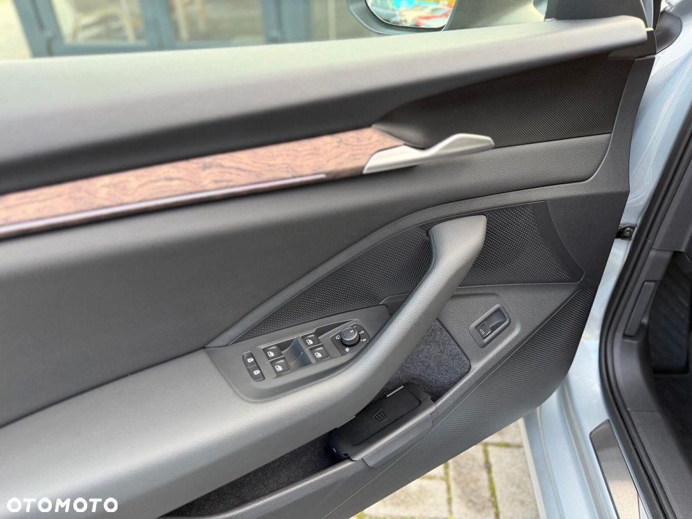 Skoda Superb 2.0 TDI SCR L&K DSG - 25