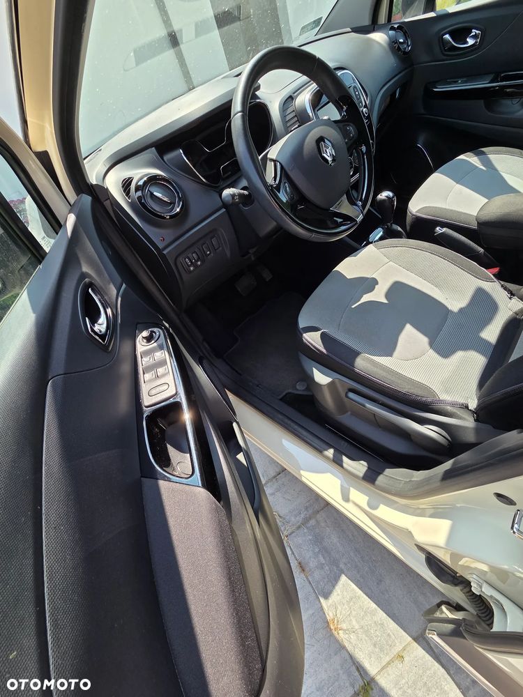 Renault Captur 1.2 Energy TCe Limited EDC - 11