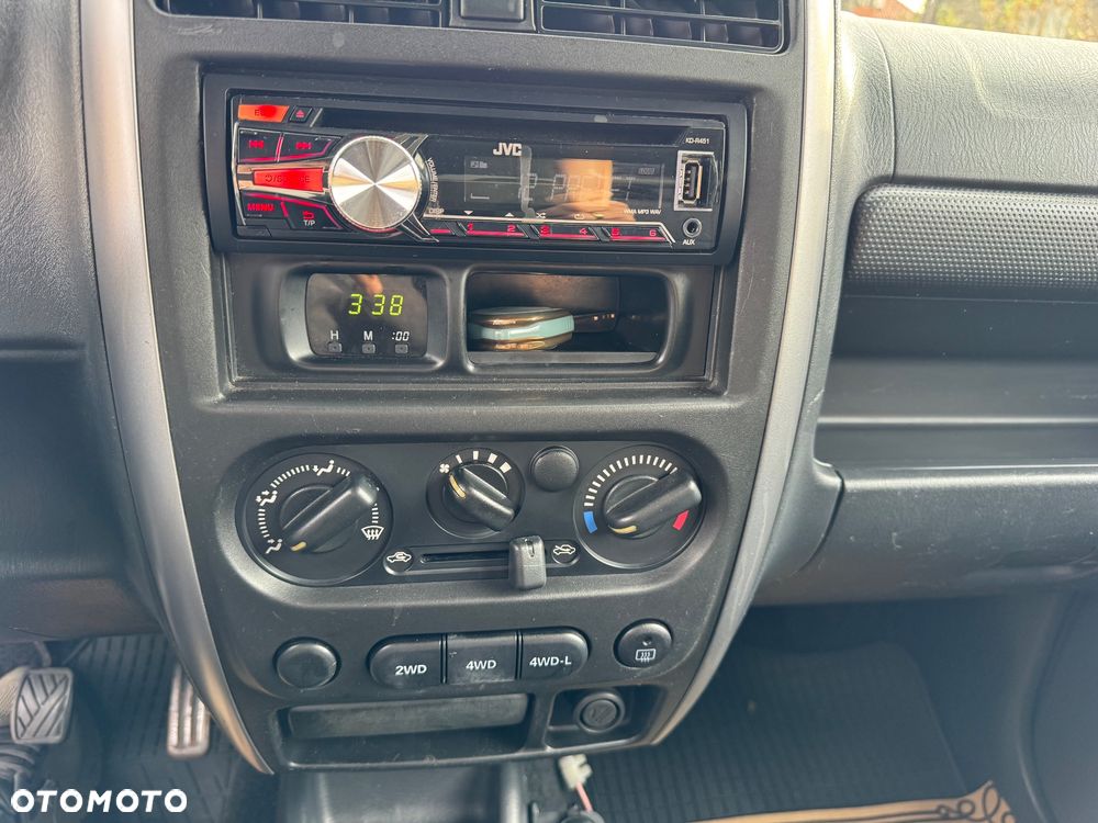 Suzuki Jimny - 19