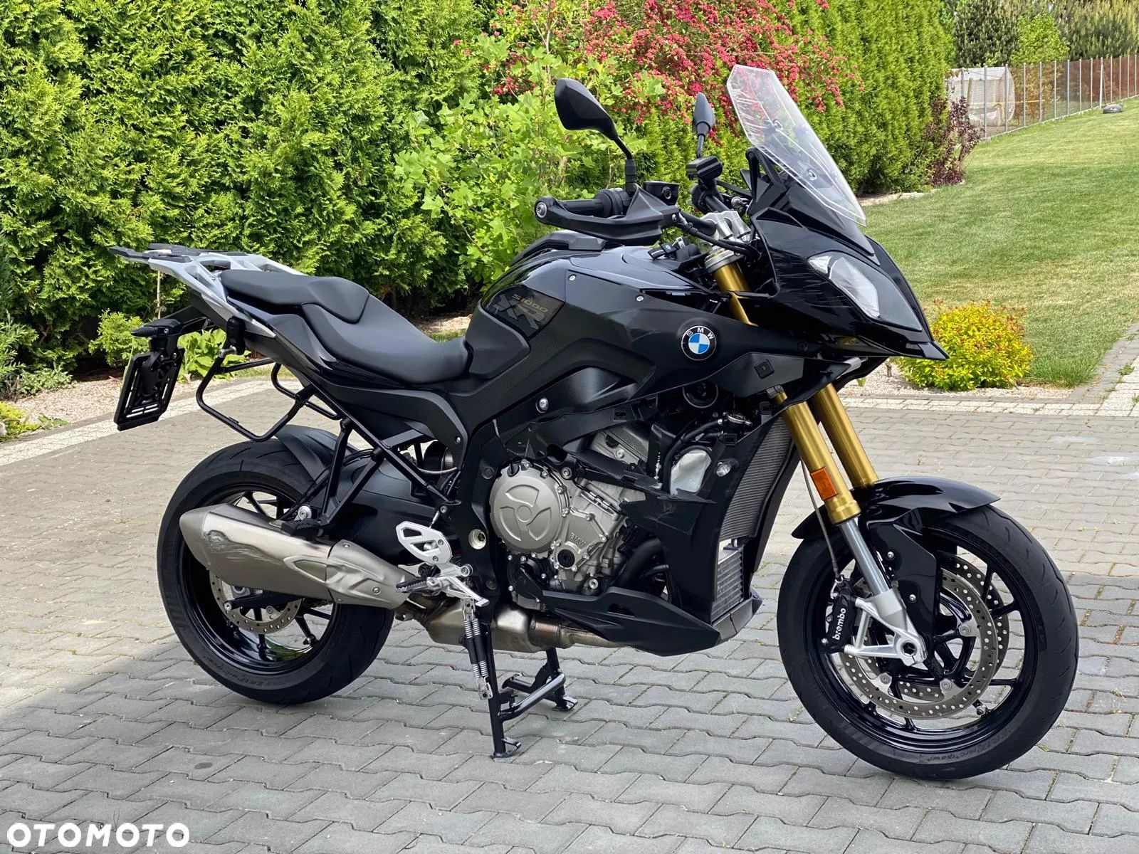 BMW XR - 1