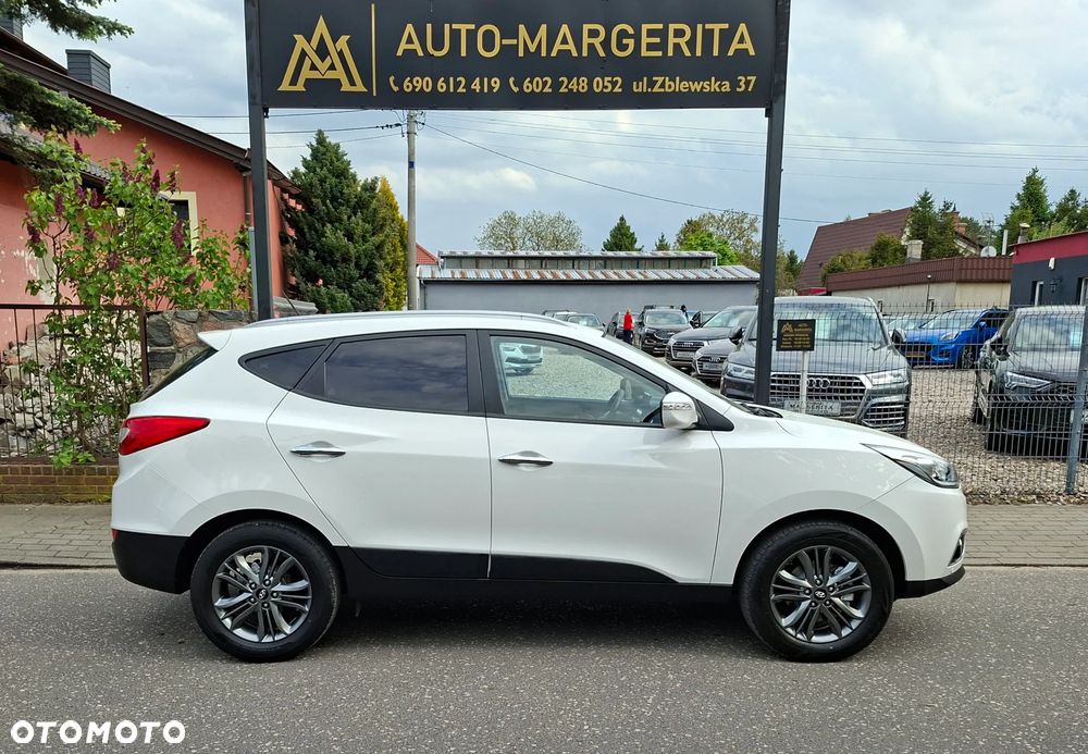 Hyundai ix35 1.6 2WD Fifa World Cup Edition - 6