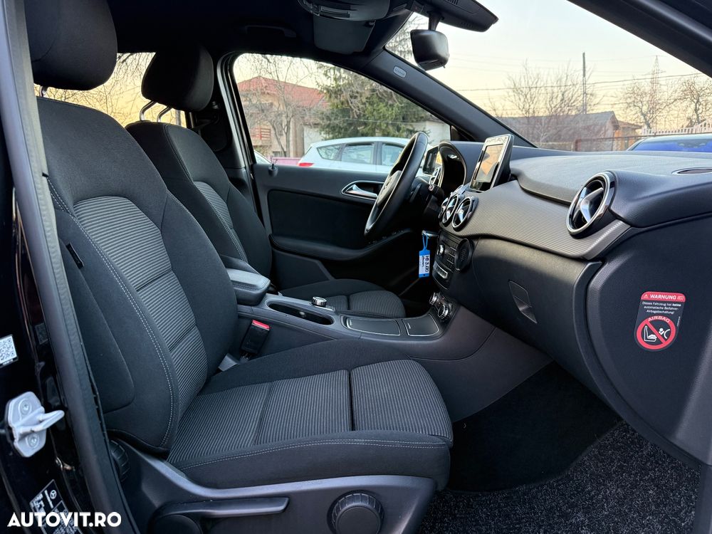 Mercedes-Benz B 180 d 7G-DCT Score! - 20