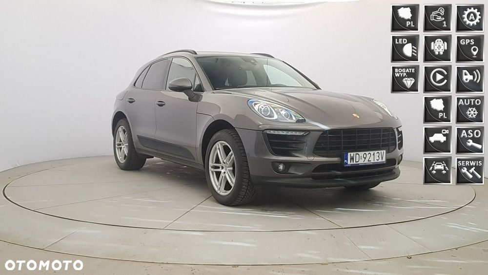 Porsche Macan - 1