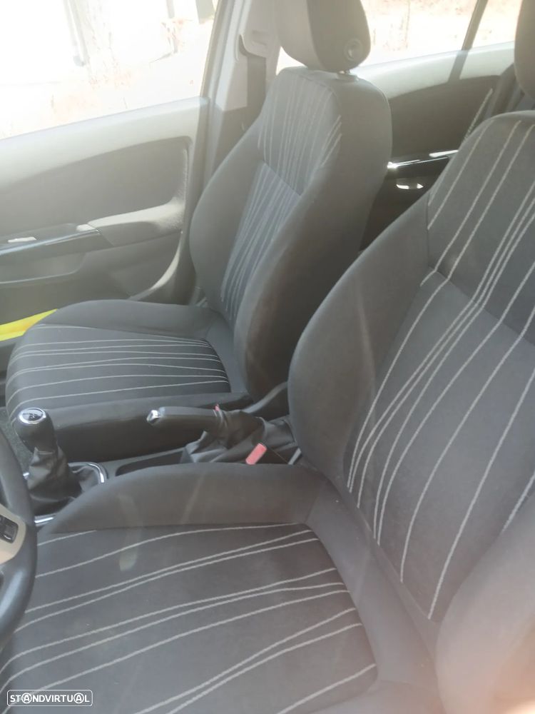 Opel Corsa 1.2 Enjoy - 5
