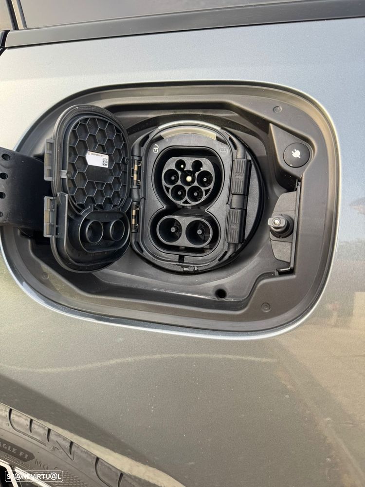 Mercedes-Benz C 300 e AMG Line - 32