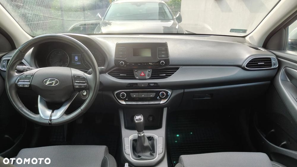 Hyundai i30 1.5 DPI Classic + - 2