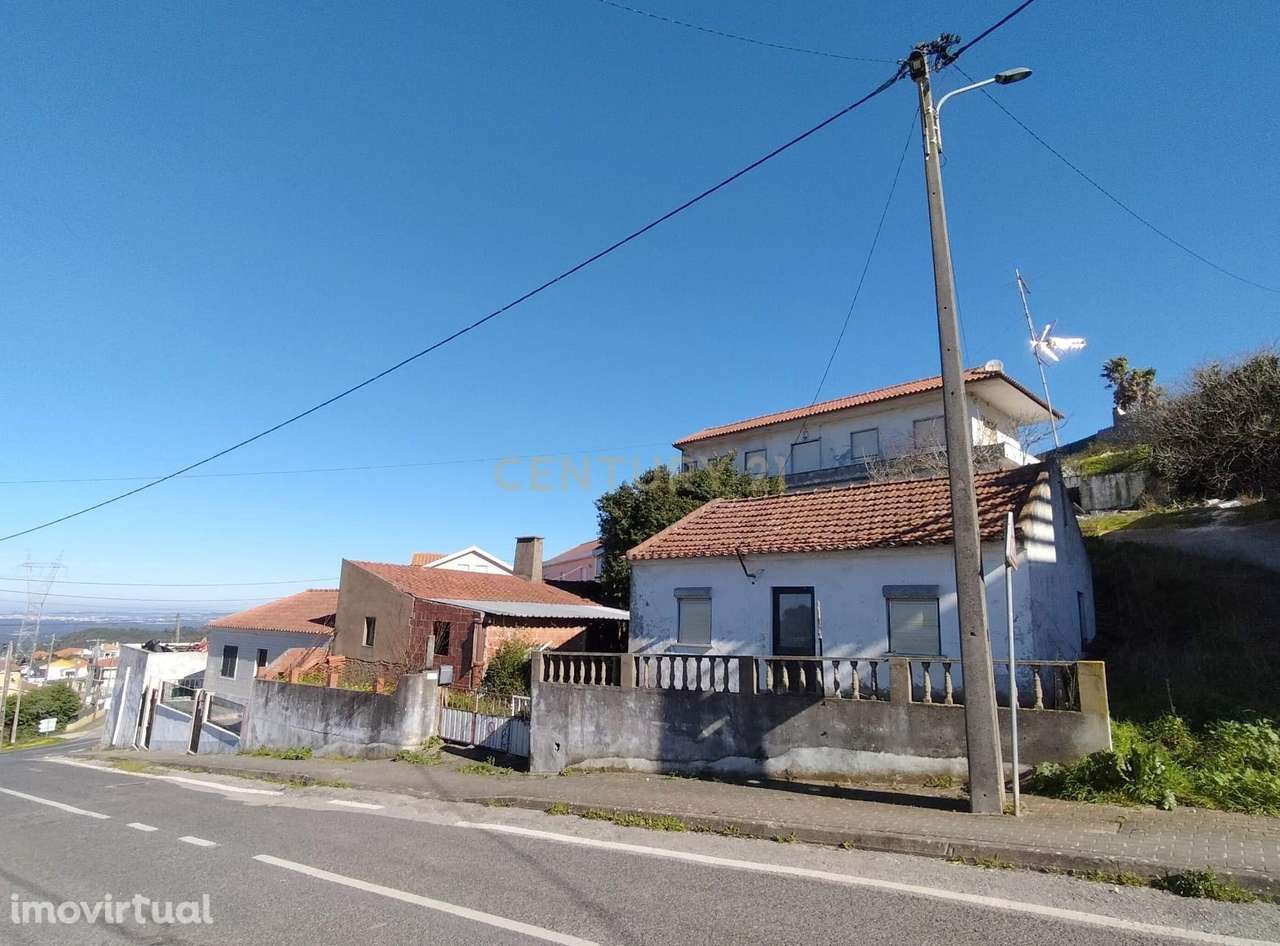 Moradia T2 perto de Torres Vedras com projecto aprovado - Grande imagem: 3/14