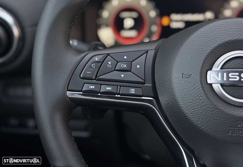 Nissan Juke 1.0 DIG-T N-Connecta DCT - 9