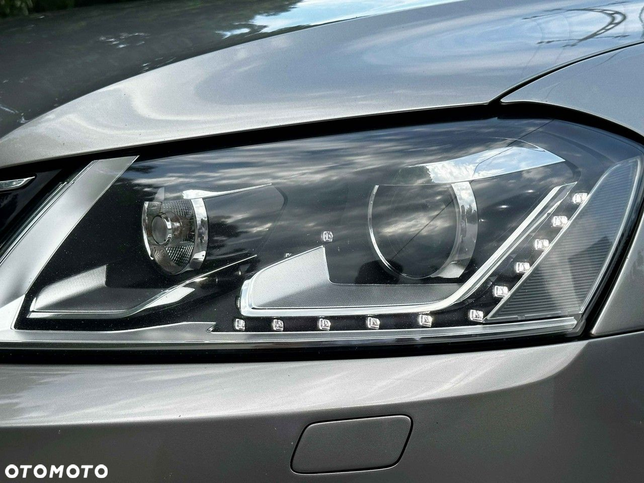 Volkswagen Passat 2.0 TDI Comfortline DSG - 11