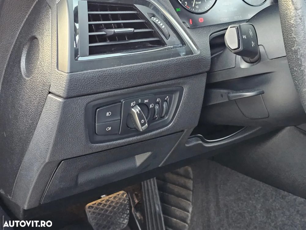 BMW Seria 1 ver-116d-aut-luxury-line - 21