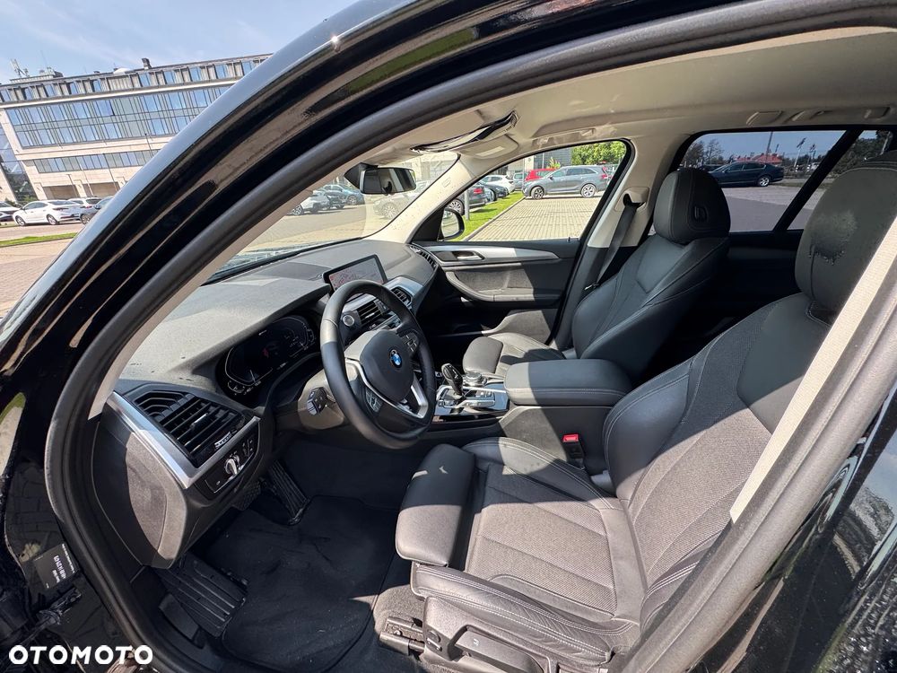 BMW X3 xDrive30e Advantage sport - 8