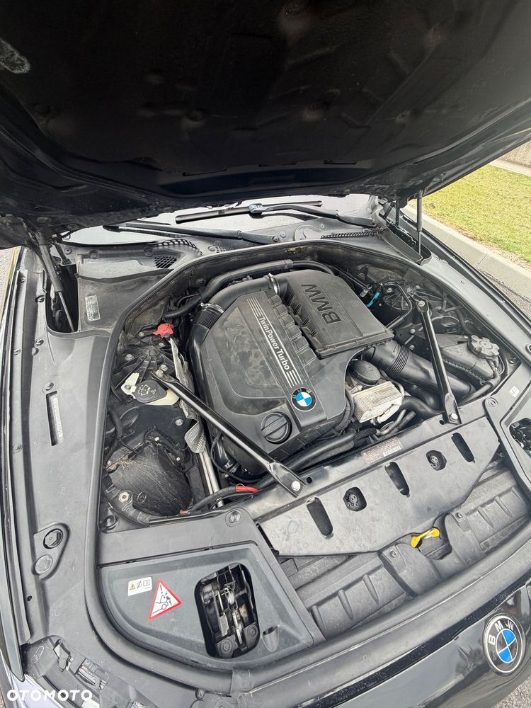 BMW Seria 5 535i Sport-Aut - 26