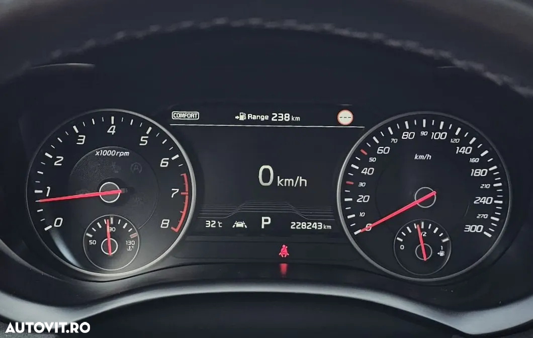 Kia Stinger 2.0 T-GDI RWD GT Line - 19