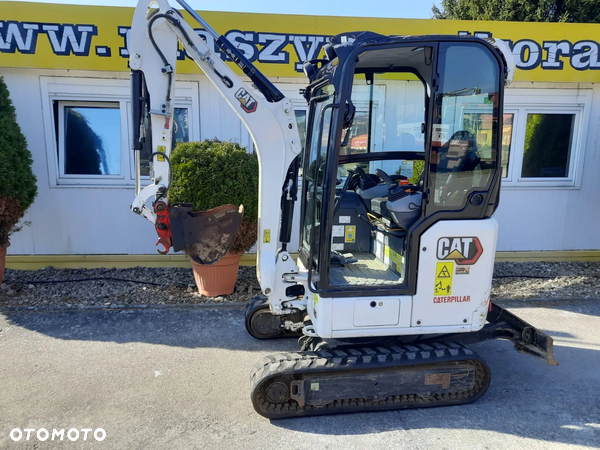 Caterpillar 301.8 (2021 r) 301.6  301.9 CAT 301.7