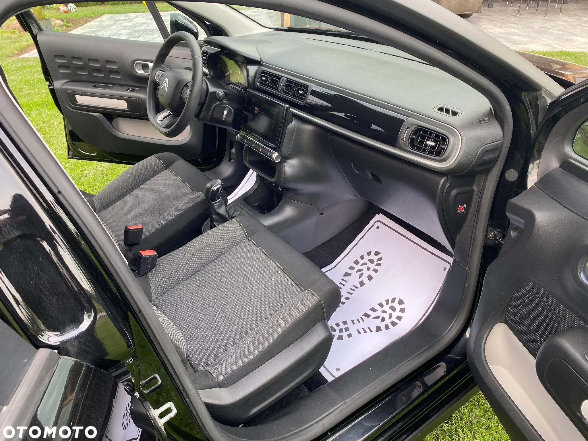 Citroën C3 1.2 PureTech GPF Shine - 26