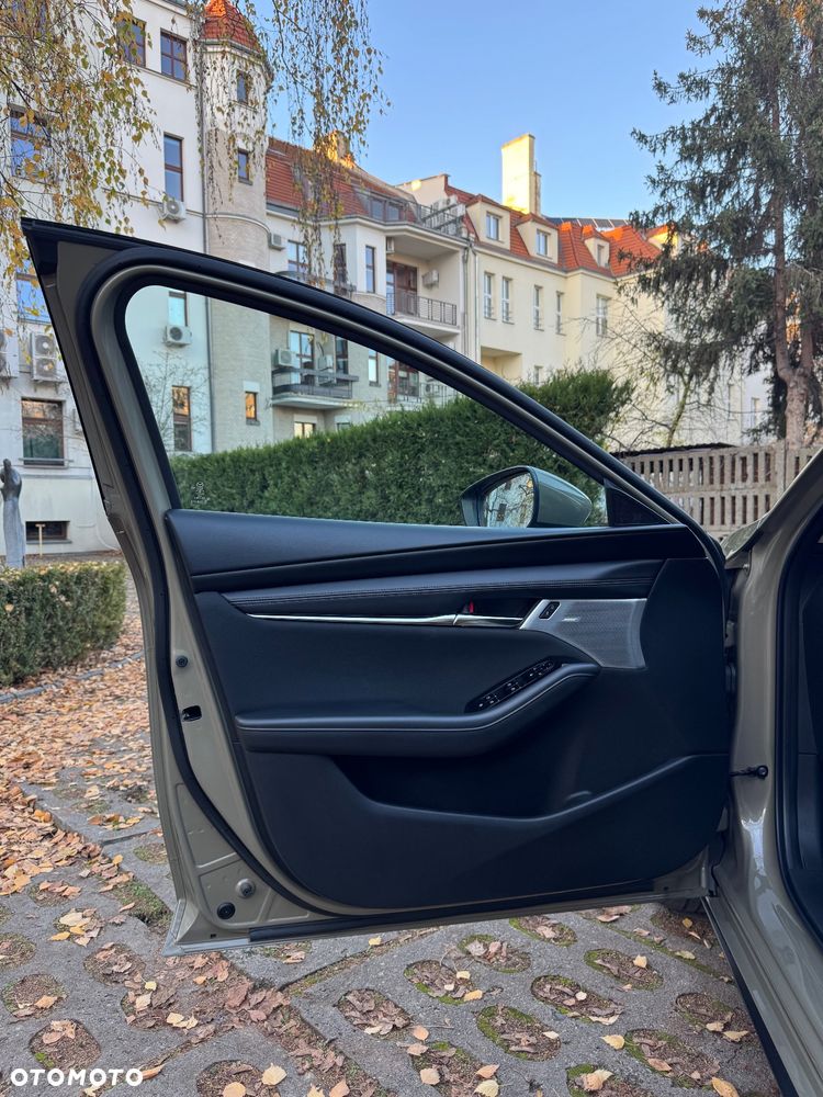 Mazda 3 2.0 mHEV Exclusive Line - 18