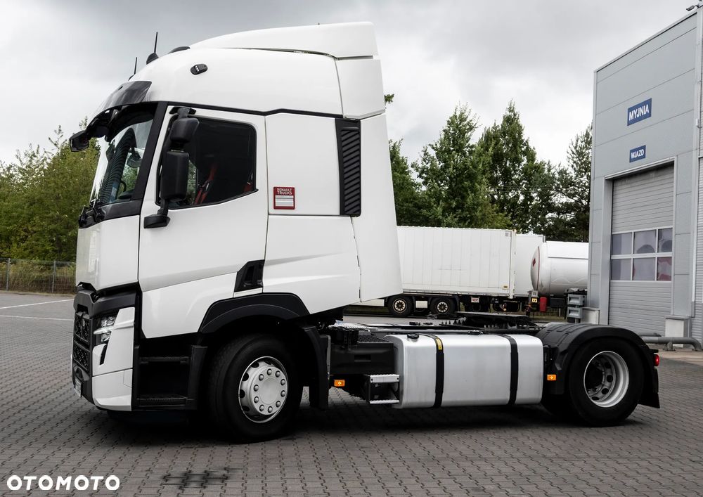 Renault T 480 - 23