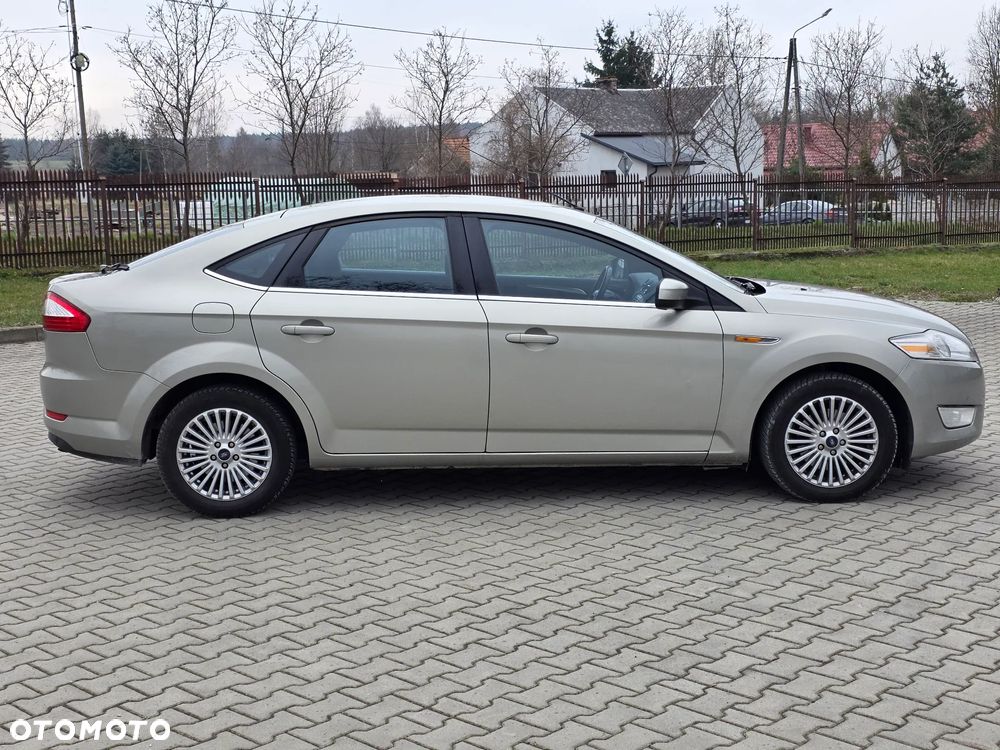Ford Mondeo 2.3 Ghia - 6