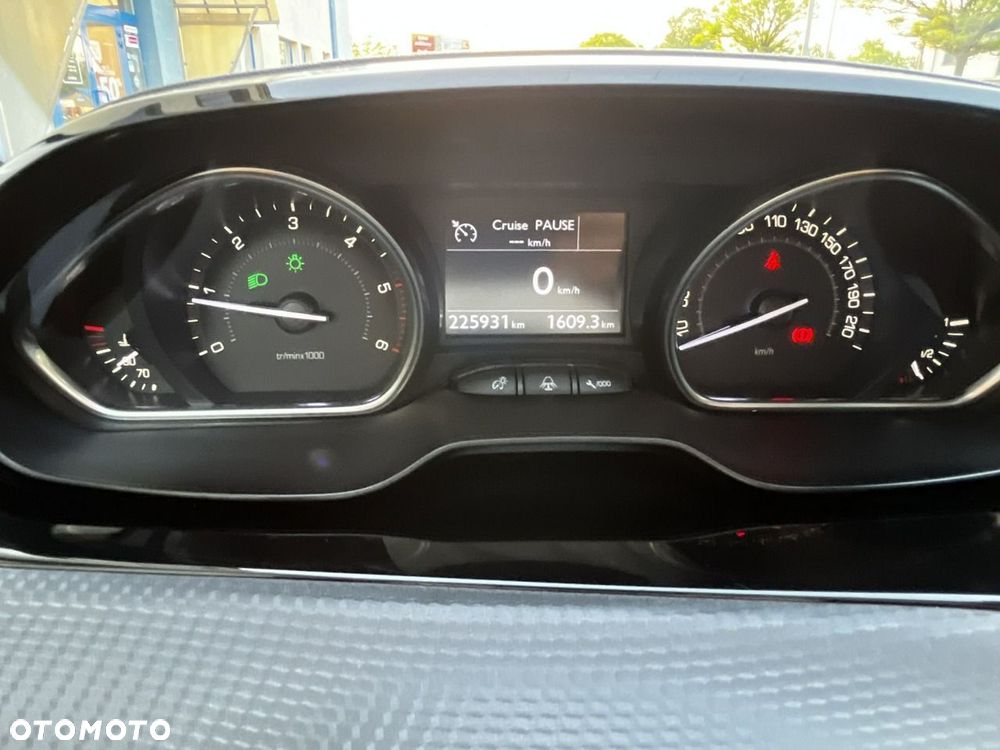 Peugeot 2008 - 20