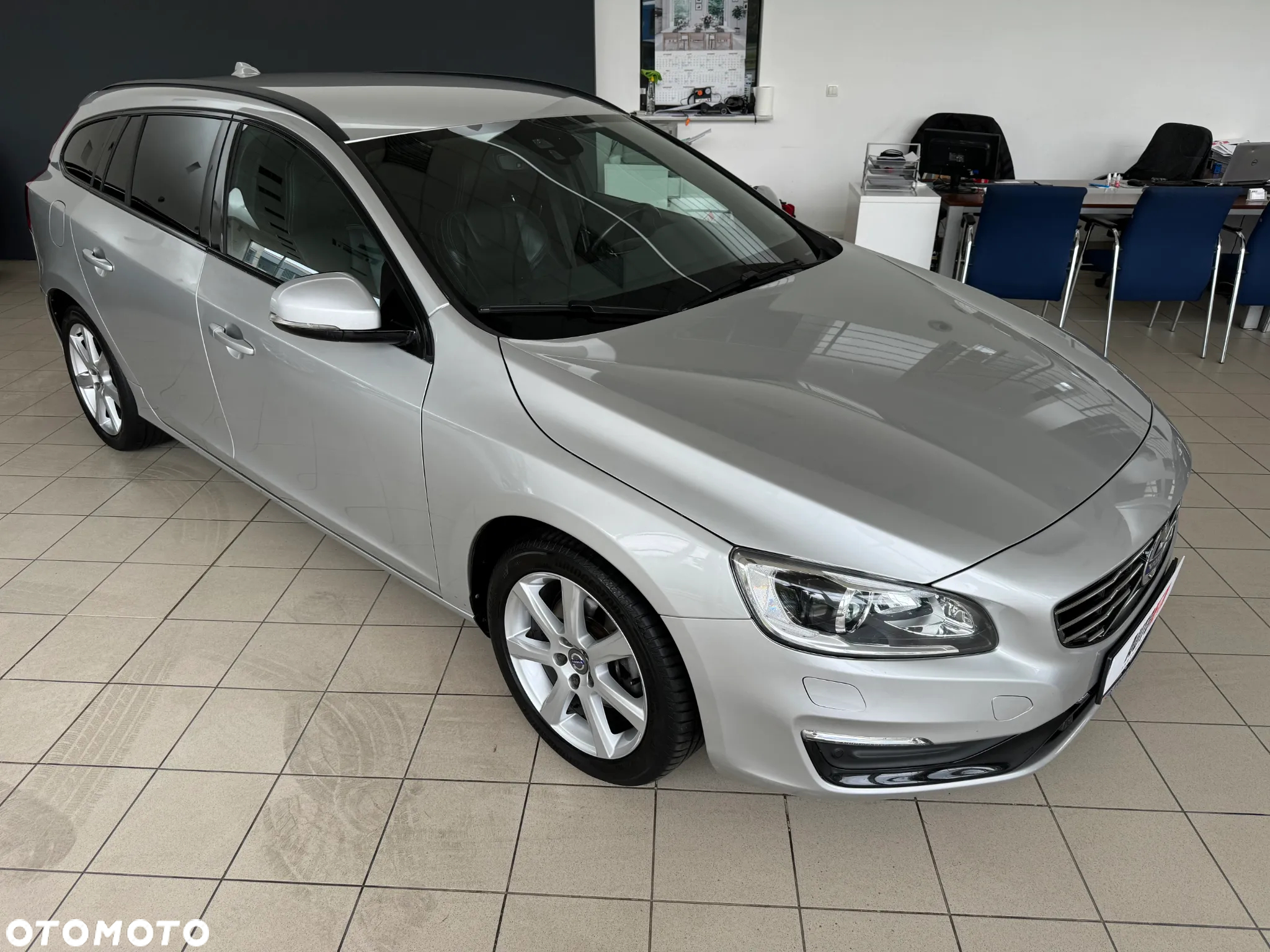 Volvo V60 D3 Geartronic Kinetic - 8