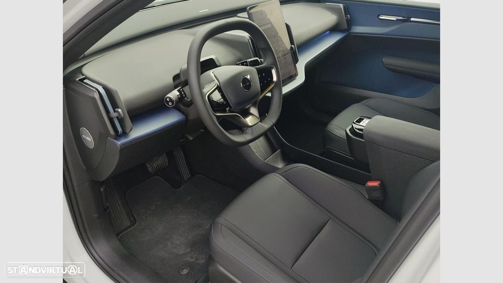 Volvo EX30 69 kWh Twin Motor Plus - 13