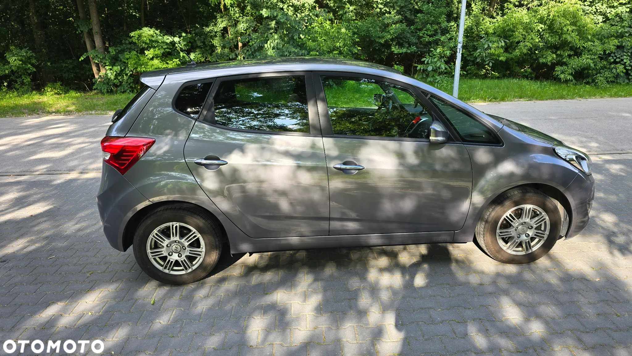 Hyundai ix20 1.4 CRDi Premium - 4