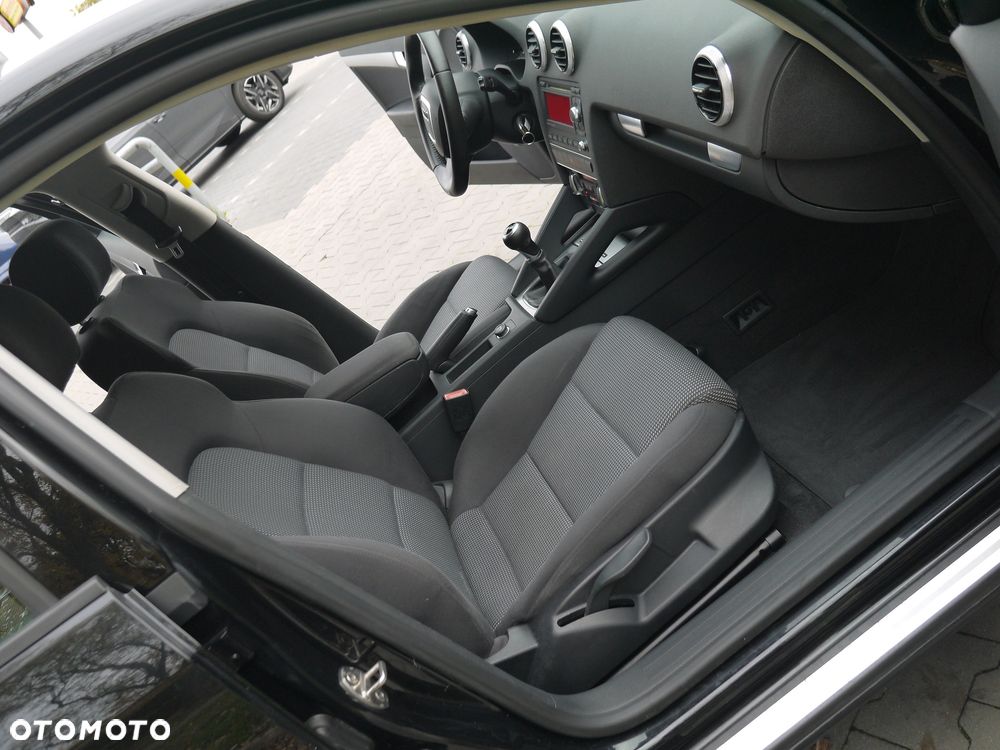 Audi A3 Sportback 1.6 Ambition - 22