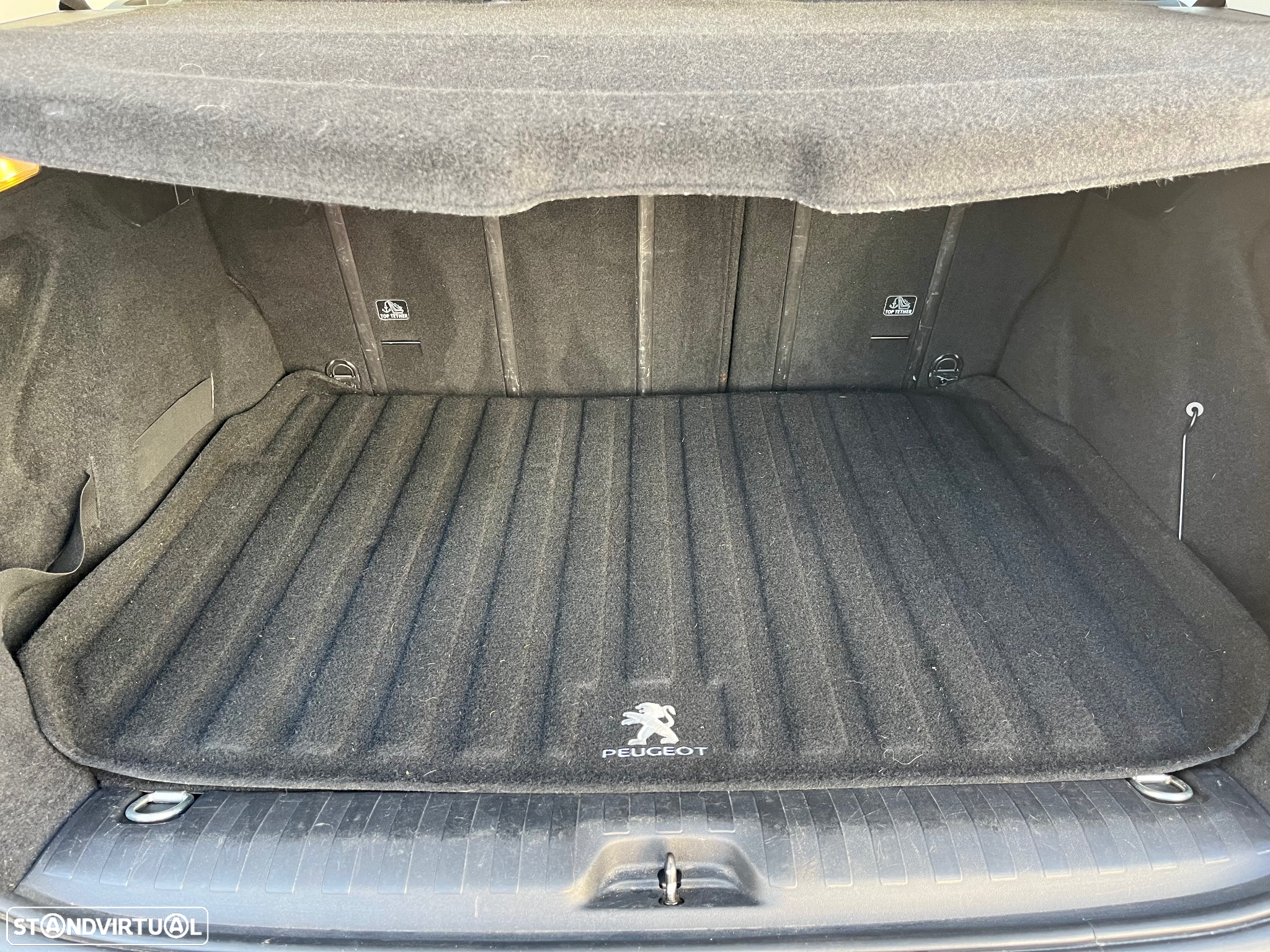 Peugeot 2008 1.2 PureTech Active - 33