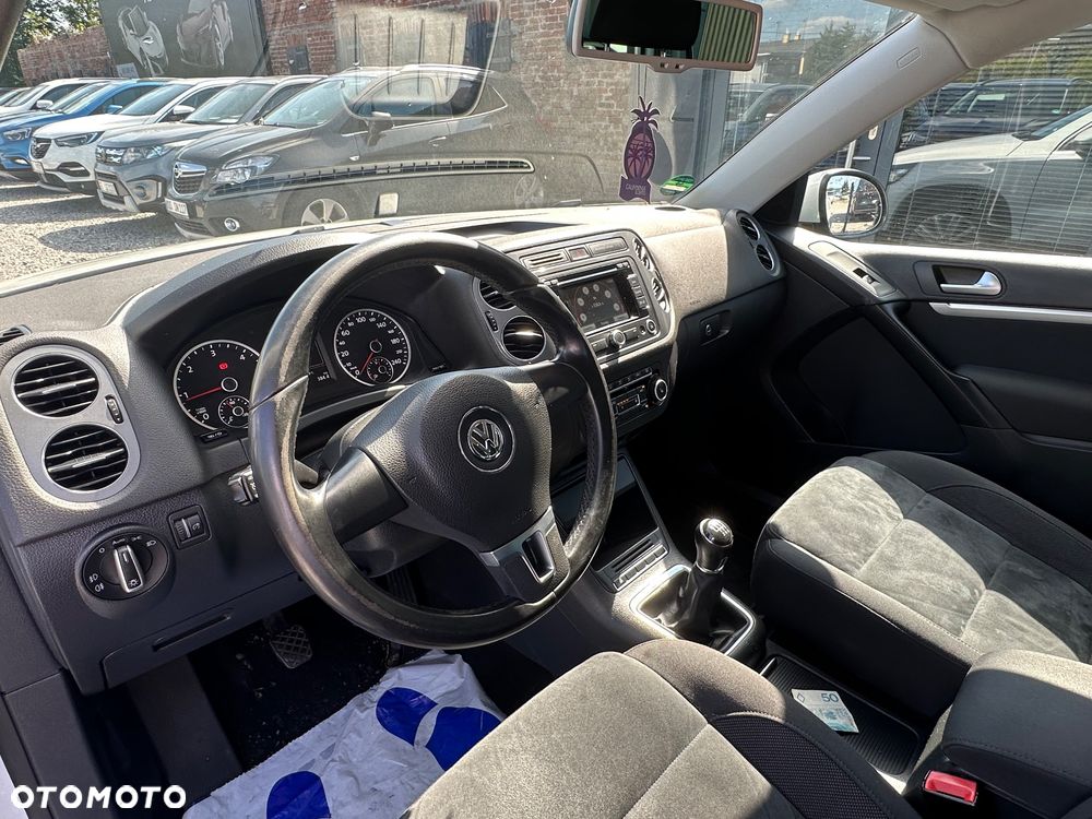 Volkswagen Tiguan 2.0 TDI DPF 4Motion BlueMotion Technology Exclusive - 13
