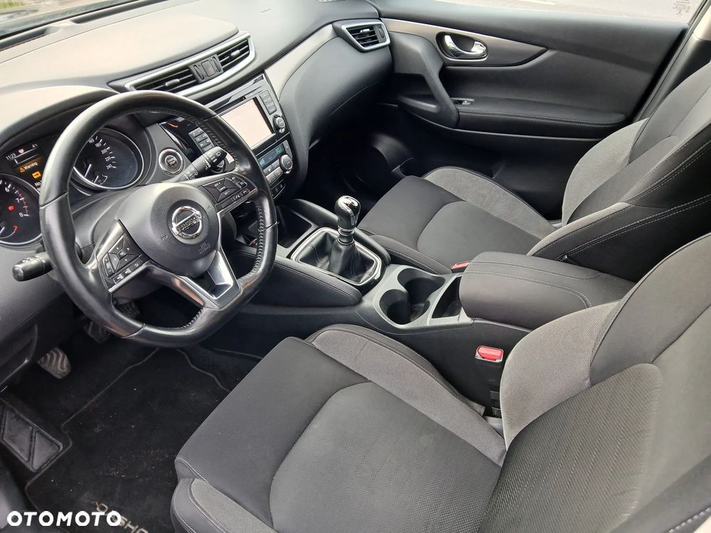 Nissan Qashqai 1.2 DIG-T N-Connecta EU6 - 9