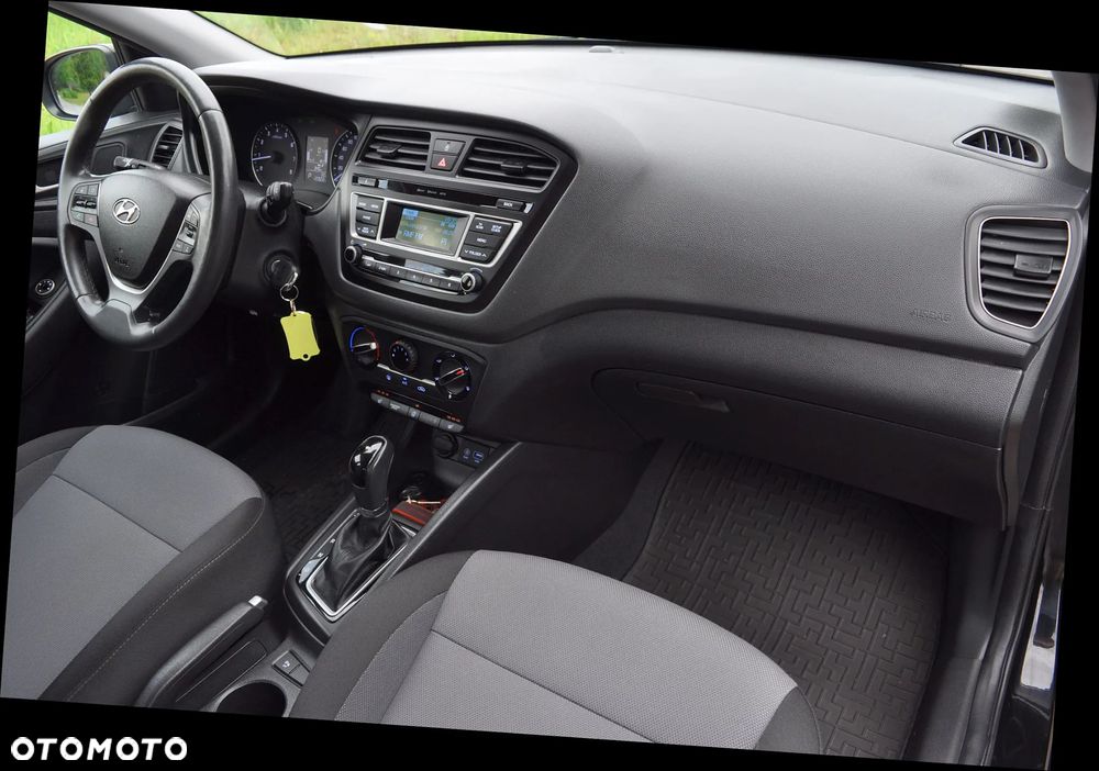 Hyundai i20 1.4 Automatik Style - 28