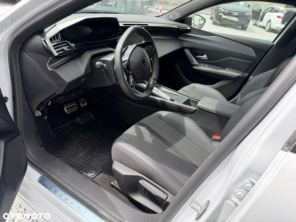 Peugeot 308 - 9