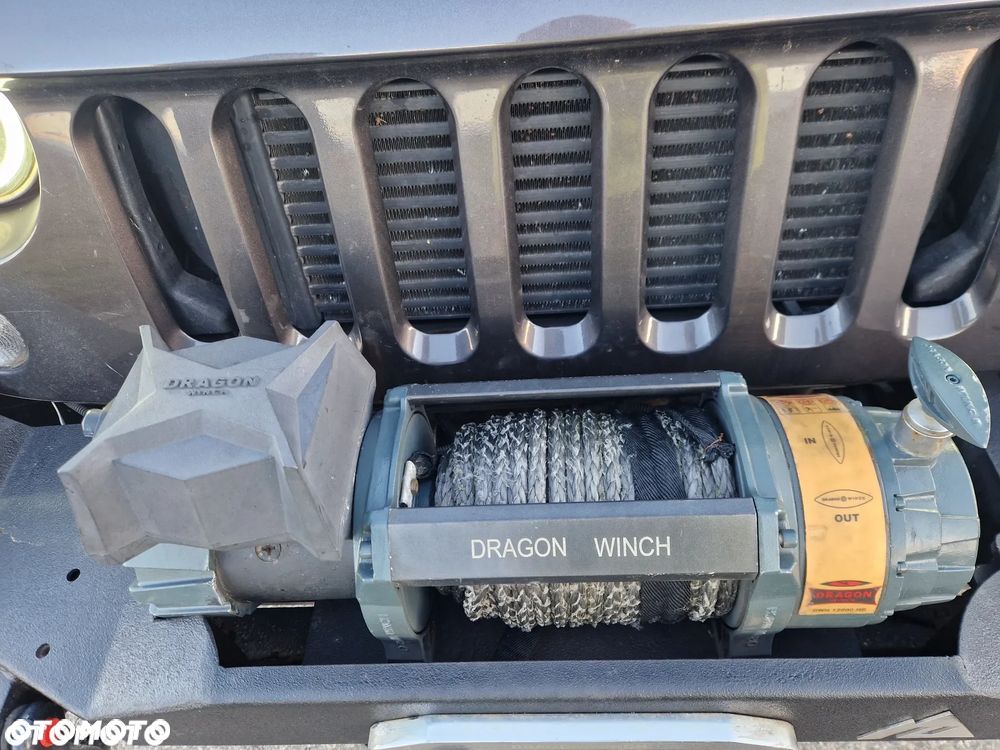 Jeep Wrangler 2.8 CRD Unlim Rubicon - 10