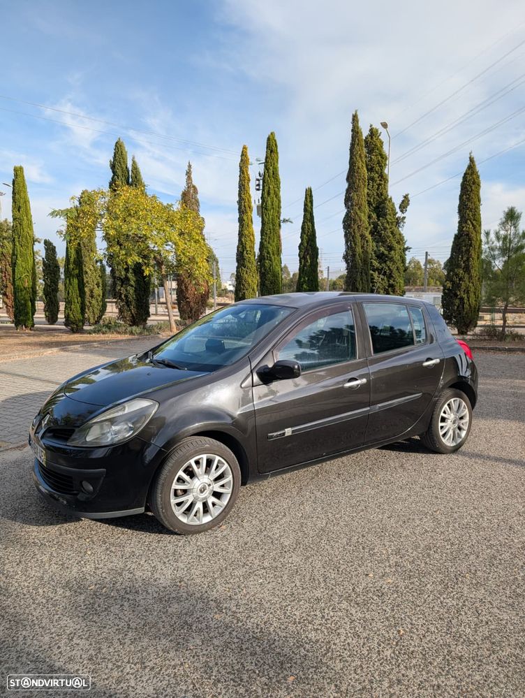 Renault Clio 1.5 dCi Dynamique S - 6
