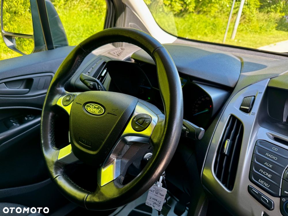 Ford CONNECT TRANSIT - 26