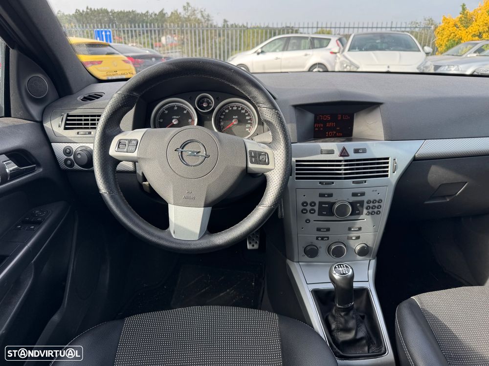 Opel Astra GTC 1.3 CDTi - 15