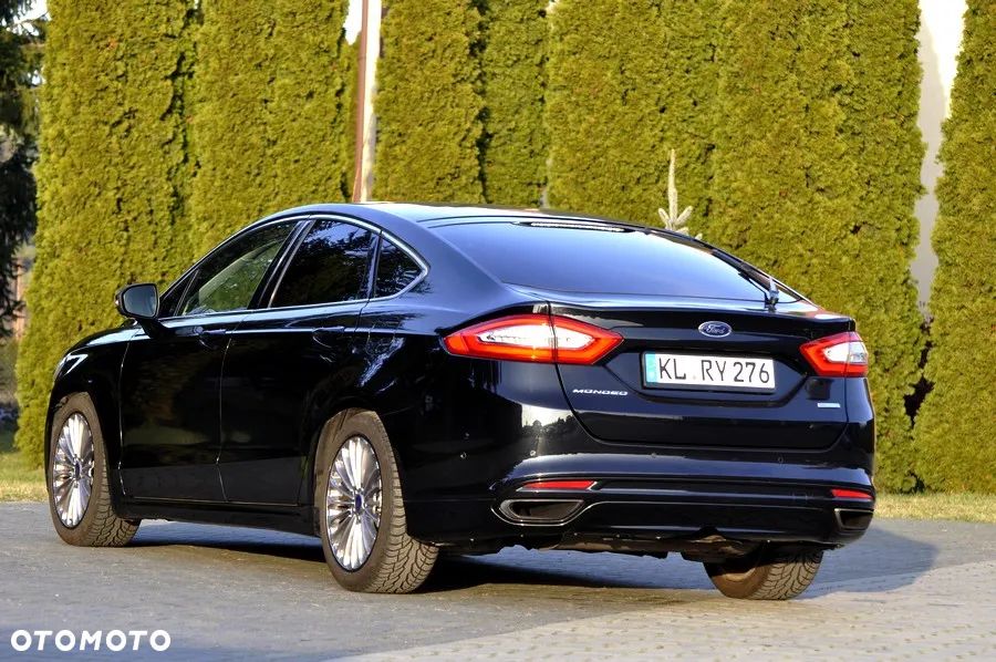 Ford Mondeo 2.0 EcoBoost STart-Stopp Autom Titanium - 12