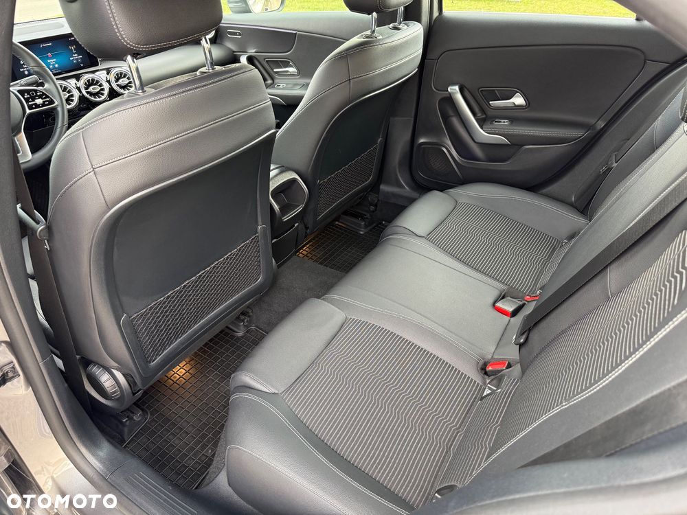 Mercedes-Benz Klasa A 220 Style 7G-DCT - 11