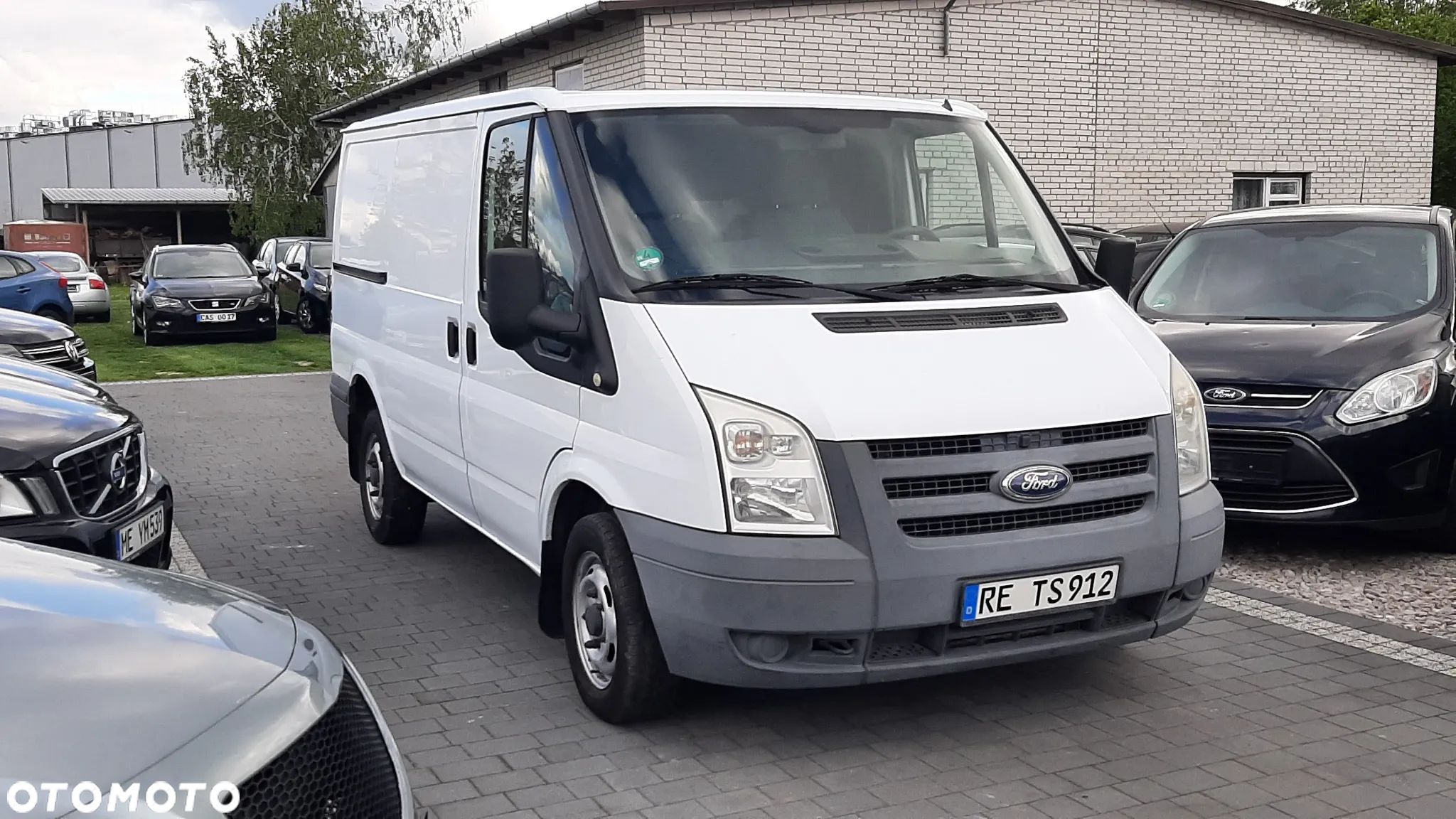 Ford Transit - 1