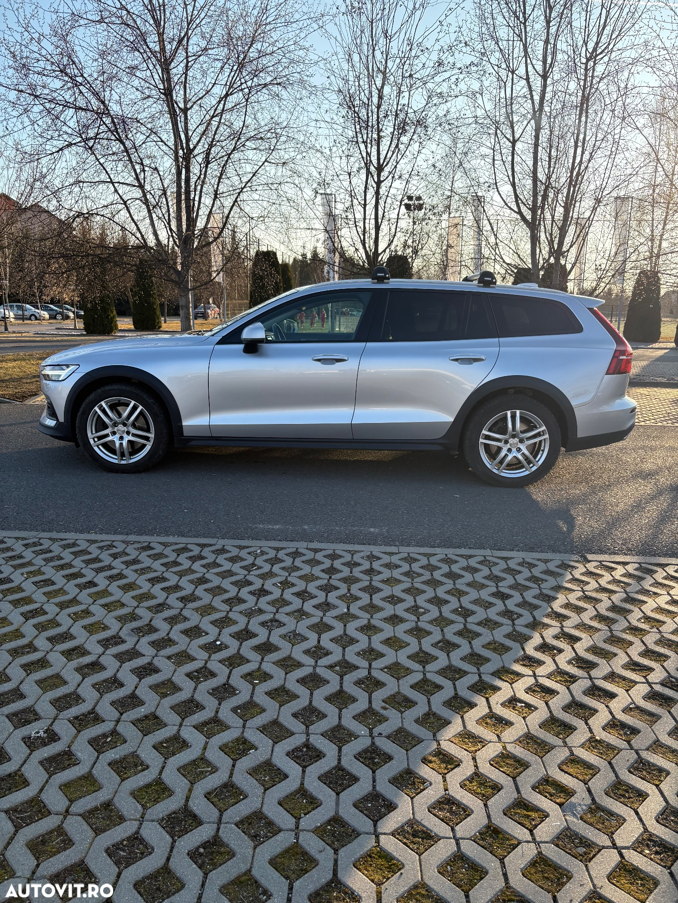 Volvo V60 Cross Country D4 AWD Geartronic - 2