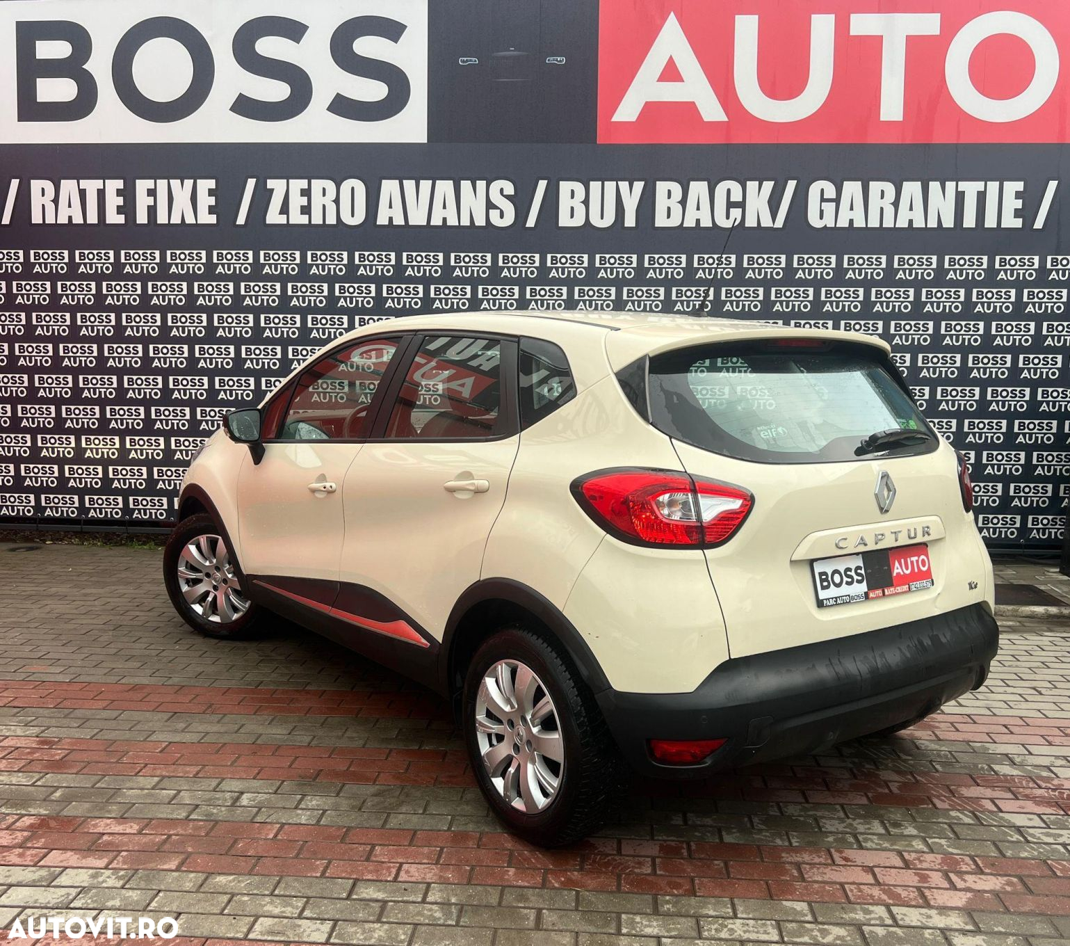 Renault Captur - 4