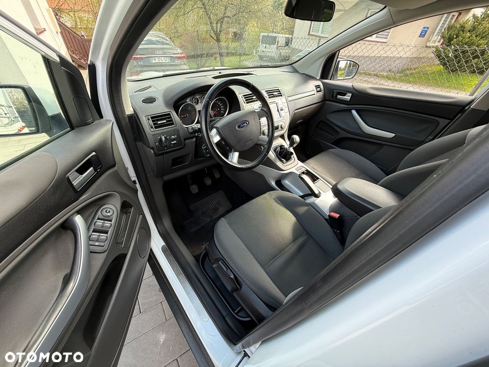 Ford Kuga 2.0 TDCi FWD Titanium Plus - 10