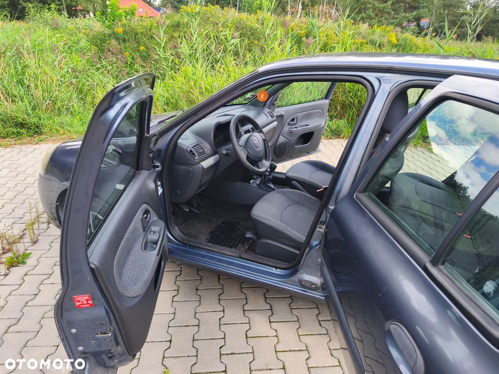 Renault Clio - 13