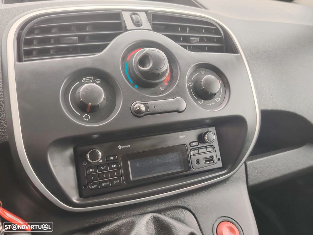 Renault Kangoo 1.5 dCi - 9