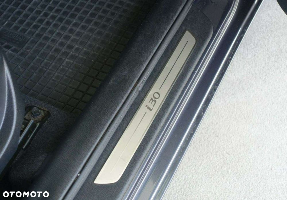 Hyundai i30 1.6 CRDi BlueDrive Go - 28