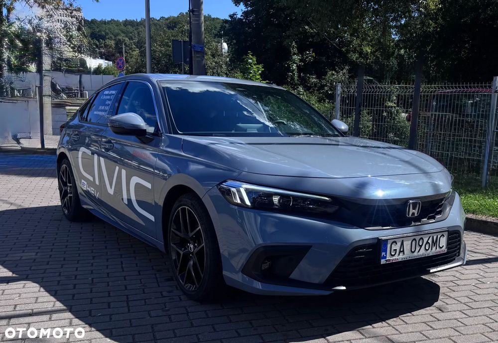 Honda Civic 2.0 i-MMD Advance CVT - 3