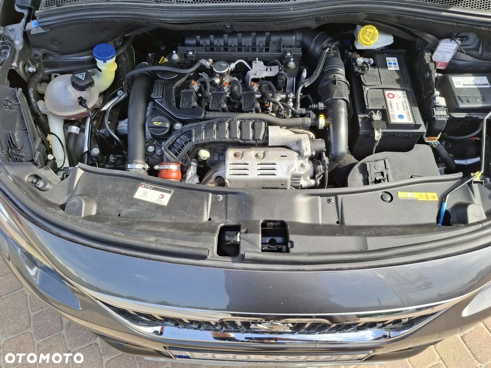 Peugeot 2008 PureTech 130 Allure Pack - 26