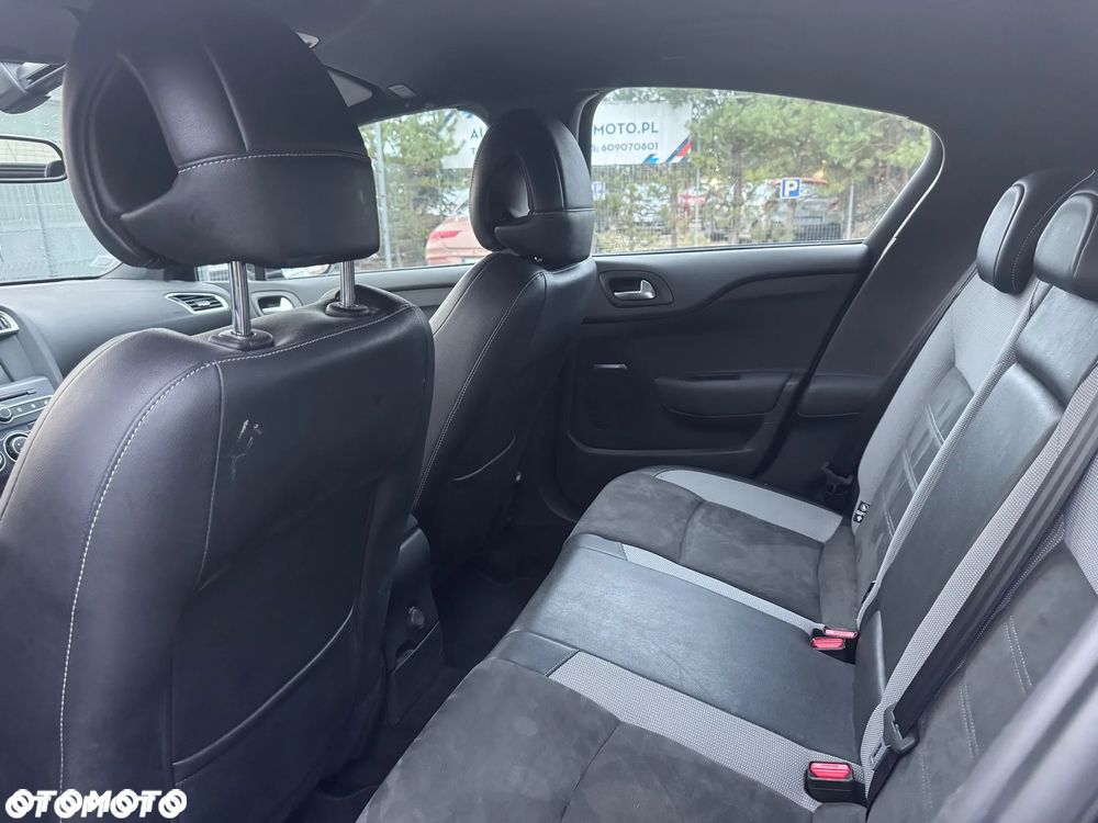 DS Automobiles DS 4 Crossback - 10