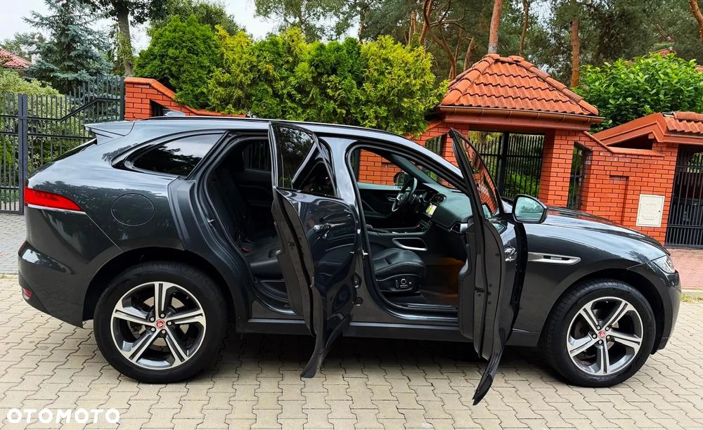 Jaguar F-Pace 2.0 i4P AWD R-Sport - 26